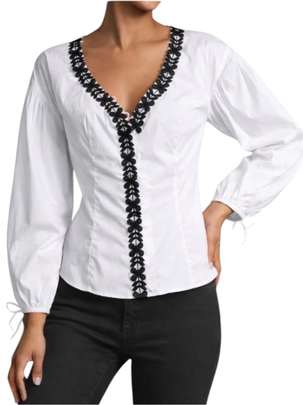 Milly White V-Neck Blouse Black Floral Applique Trim Size 6 Romantic Coquette